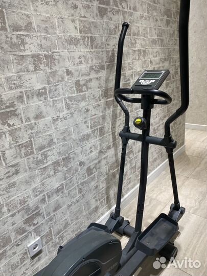Эллиптический тренажер torneo