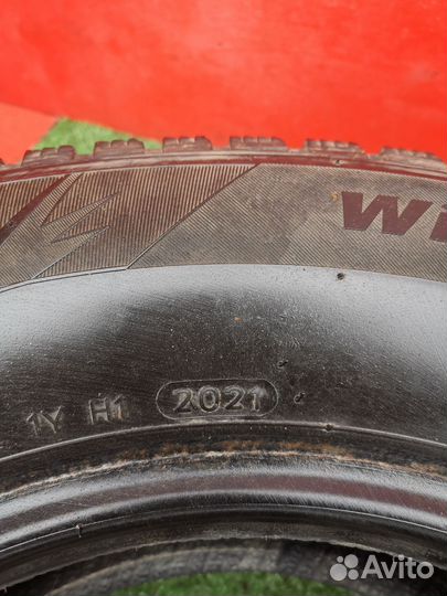 Hankook Winter I'Pike RS2 W429 215/65 R15
