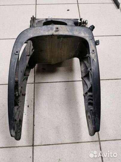 Маятник Yamaha FZ8