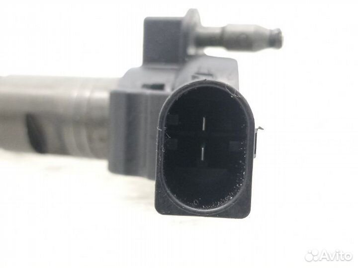 Форсунка топливная Audi Q5 8RB 2.0 caha 2009