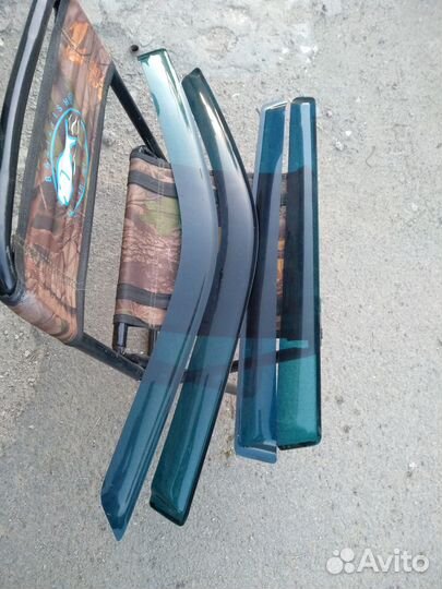 Ветровики на приора