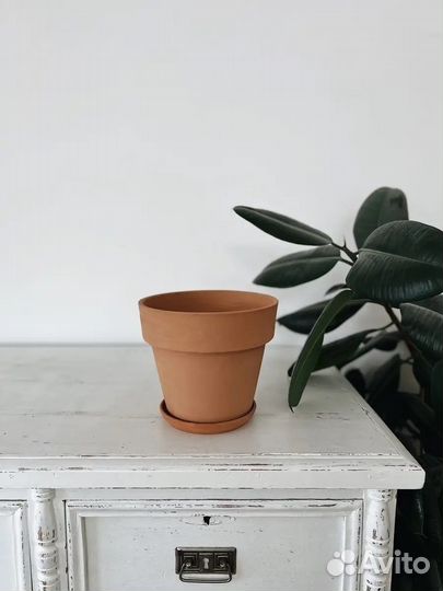 Горшок глиняный с поддоном 3,2л