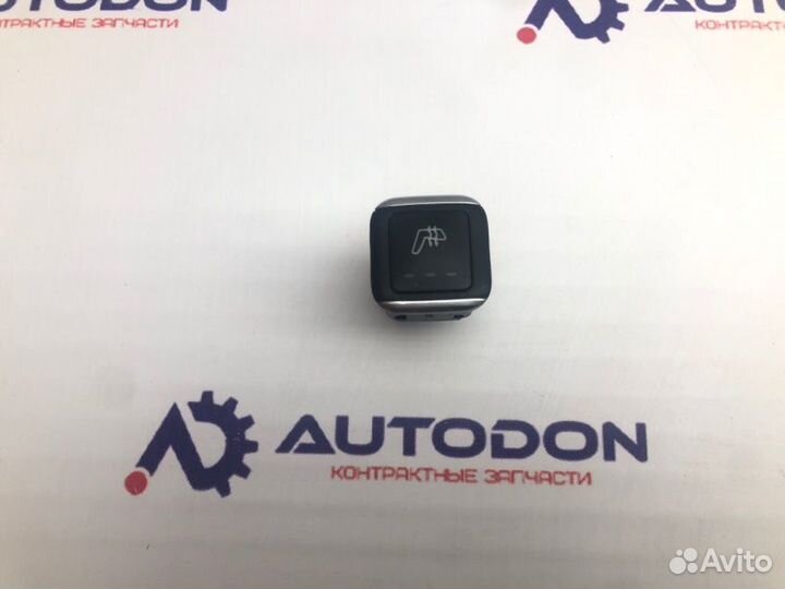 Кнопка обогрева сидений Mercedes E-Class W212