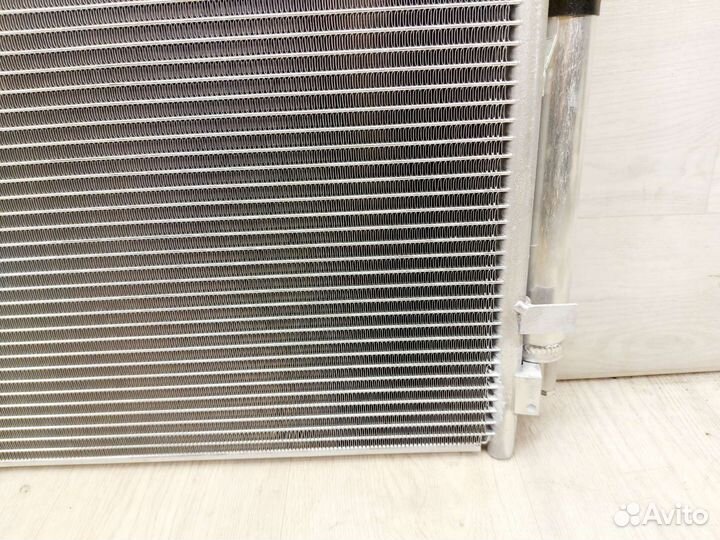 Радиатор кондиционера Mercedes Sprinter W906