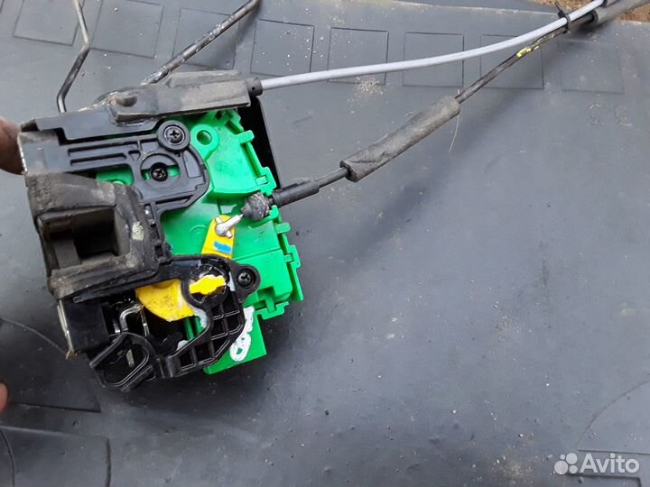 Hyundai solaris 1 замок водительской двери