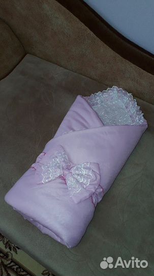 Комплект на выписку для девочки