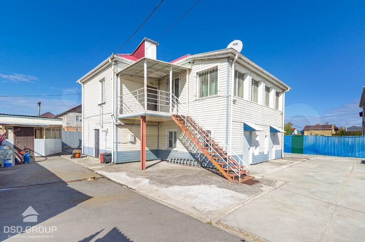 Дом 176,6 м² на участке 10 сот.