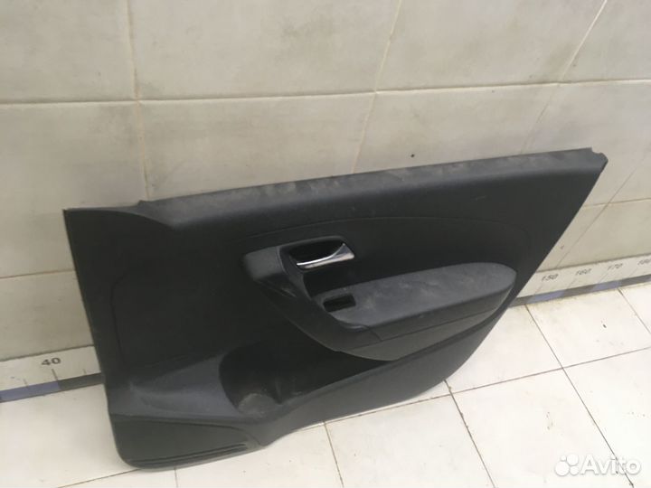 Обшивка двери передней правой Polo (Sed RUS) 2011