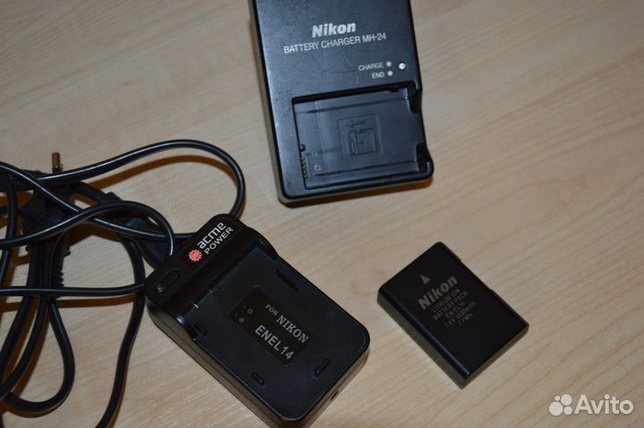 Зарядка Nikon MH-24, Аккумулятор Nikon En-el 14