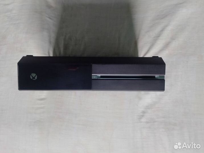 Продам xbox one+диск