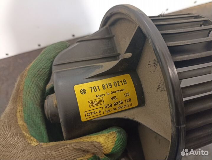 Моторчик отопителя для VW Transporter T4