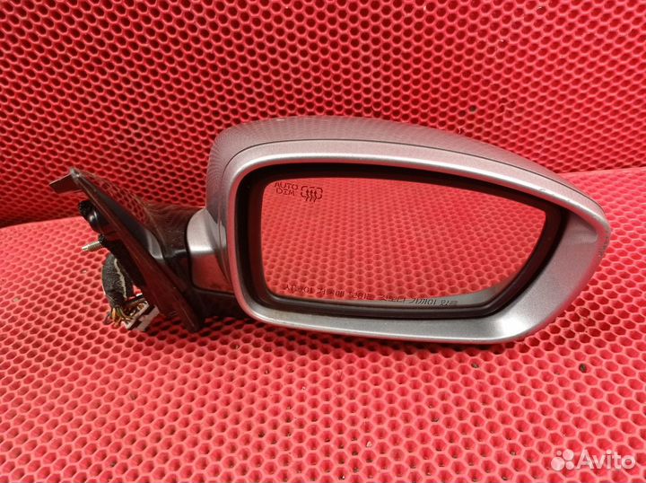 Зеркало заднего вида боковое правое Hyundai Genesi