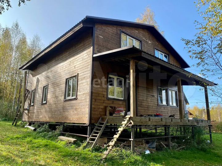 Дом 174 м² на участке 15 сот.