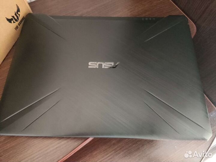Игровой Asus TUF gaming с коробкой