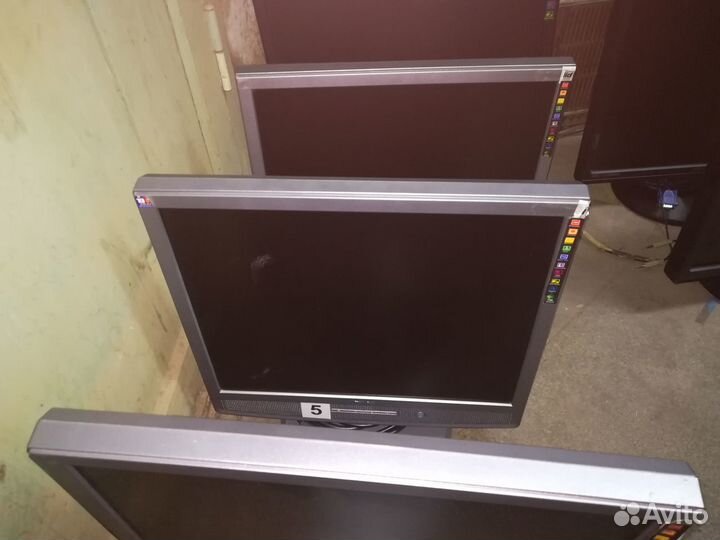 ЖК монитор 17 дюймов BenQ