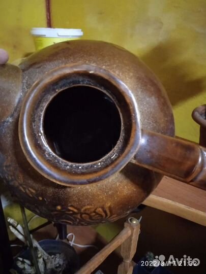 Чайник большой около 2 литров