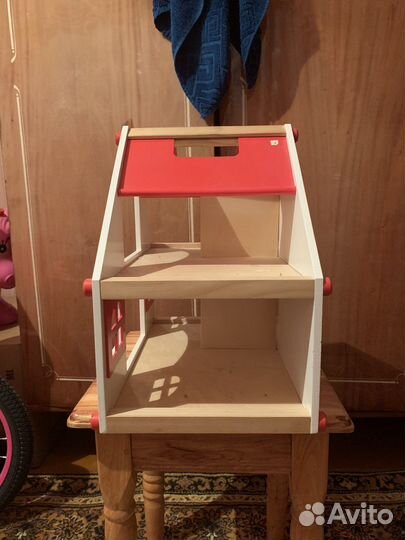 Домик кукольный