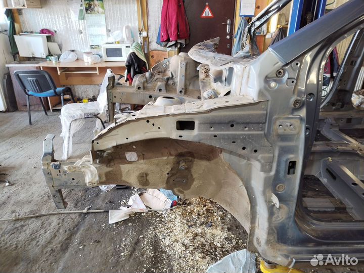 Лонжерон передний левый Kia Rio 3