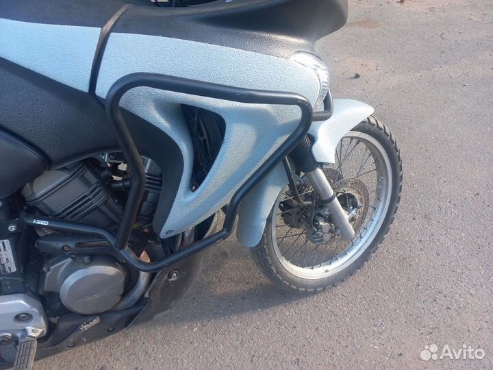 Honda Transalp 650