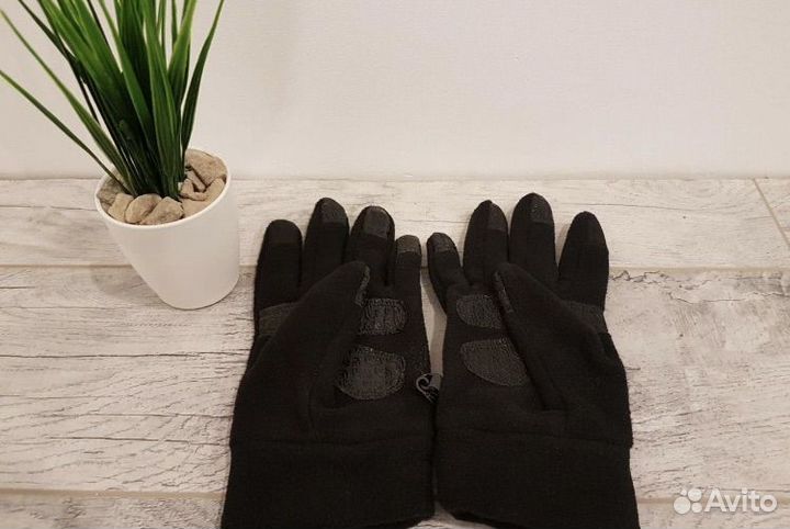 Перчатки The North Face