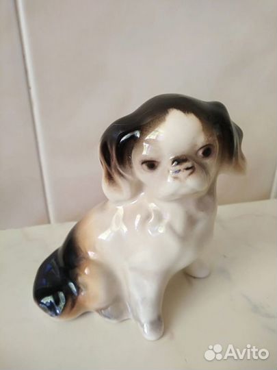 Фарфор.Собака