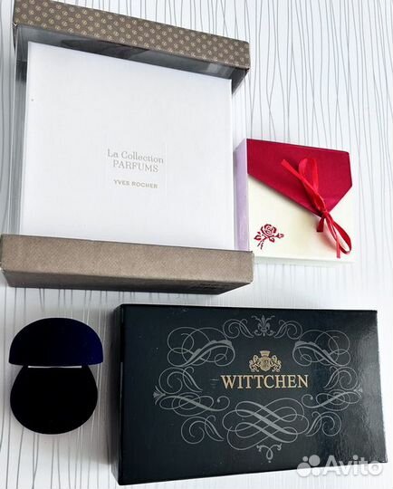 Подарочные коробки, футляр