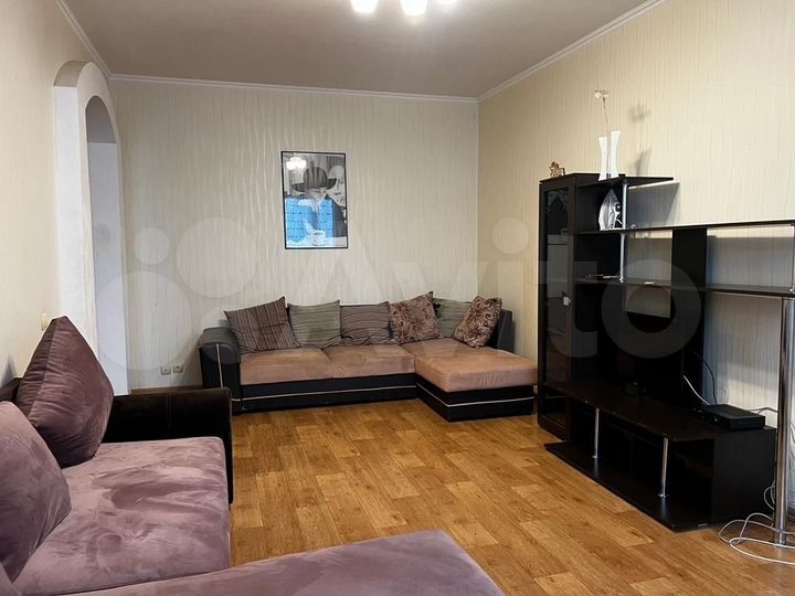 2-к. квартира, 39 м², 4/9 эт.