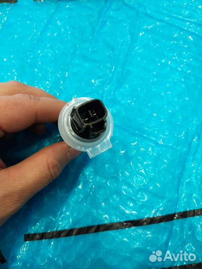 Датчик уровня жидкости Тойота Камри 70