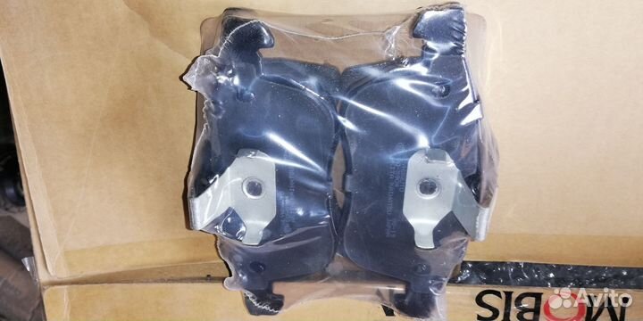 Колодки тормозные дисковые перед HCV BD5904