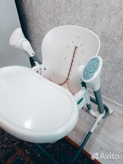 Детский столик для кормления