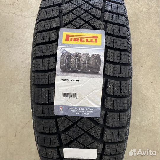 Pirelli Ice Zero FR 245/40 R18 H