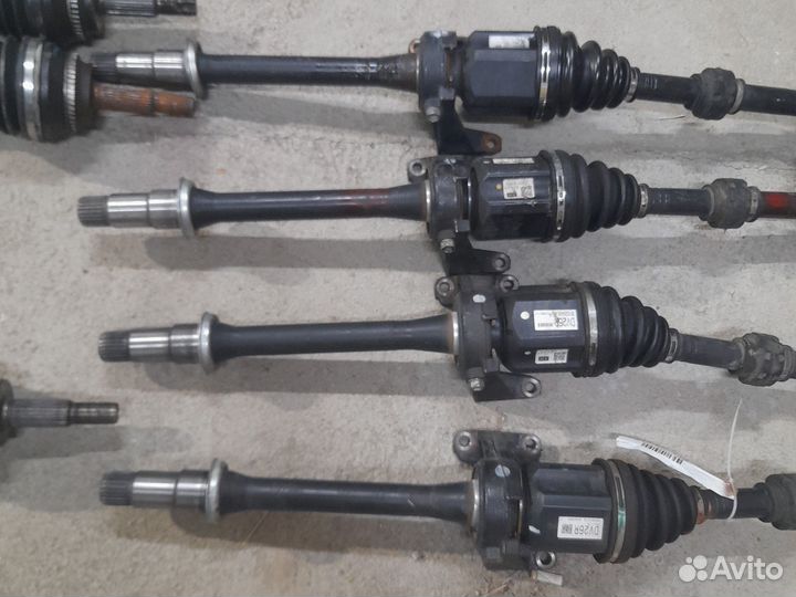Привод правый Toyota Camry 50,55. 3,5