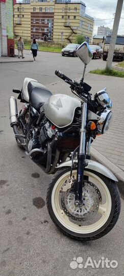 Honda CB 400