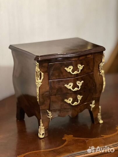 Шкатулка для украшений дерево