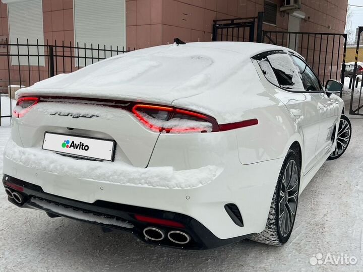 Kia Stinger 2.0 AT, 2018, 105 000 км