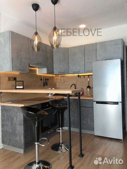 Кухонный гарнитур новый прямая