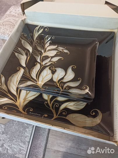 Набор тарелок новый фирма 