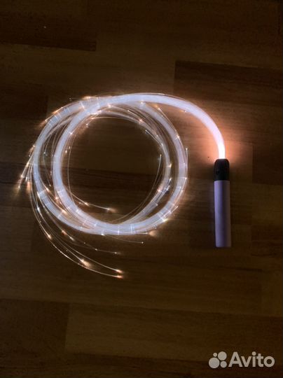 Плетка хлыст светящаяся для танцев