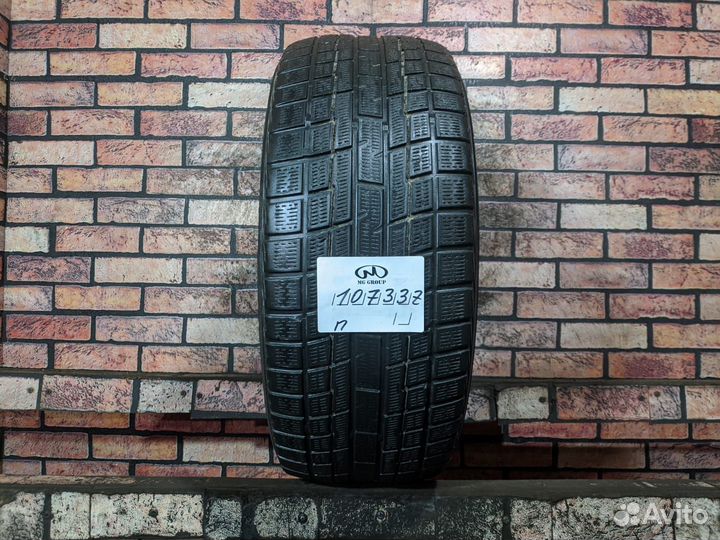 Yokohama Ice Guard IG30 215/50 R17