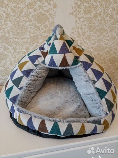 Домик лежанка для кошки и собаки
