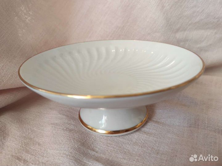 Ваза сухарница 