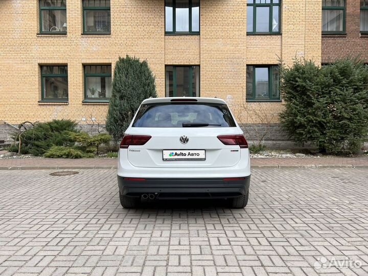 Volkswagen Tiguan 2.0 AMT, 2018, 74 500 км