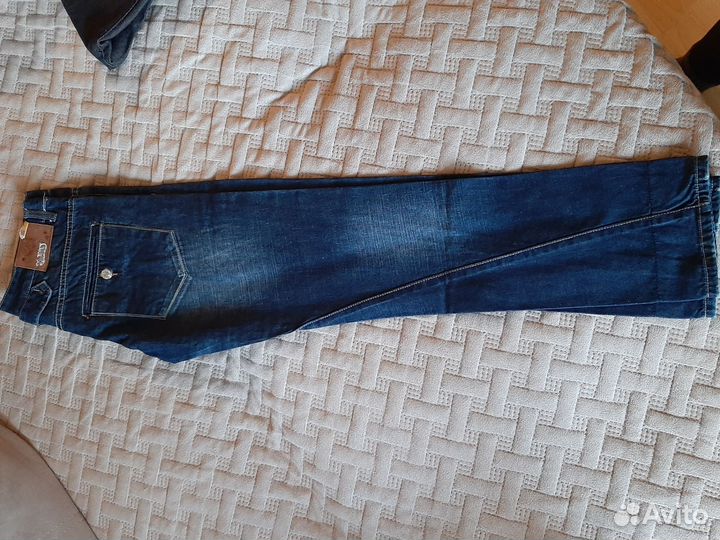 Джинсы мужские
