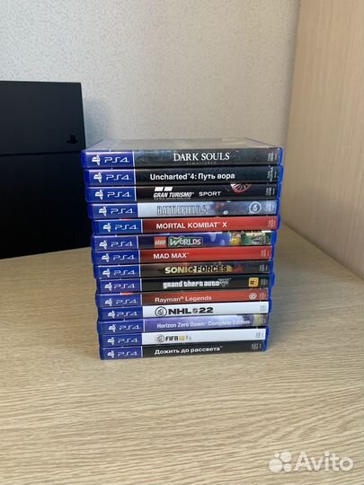 Sony playstation 4 pro 1tb+2 джойстика+игры