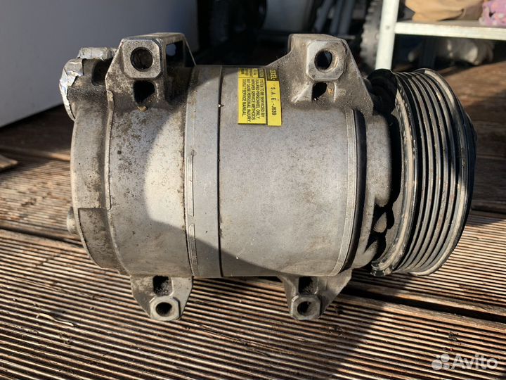 Компрессор кондиционера Volvo s60 30665340