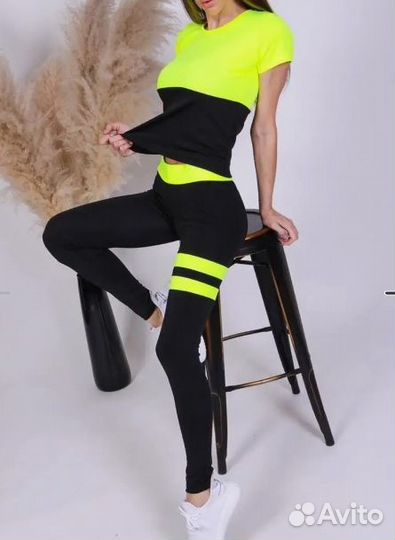 Костюм для йоги и фитнеса