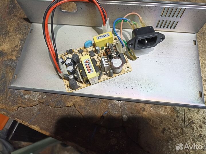 Блок питания 220 - 5 v, 3 v