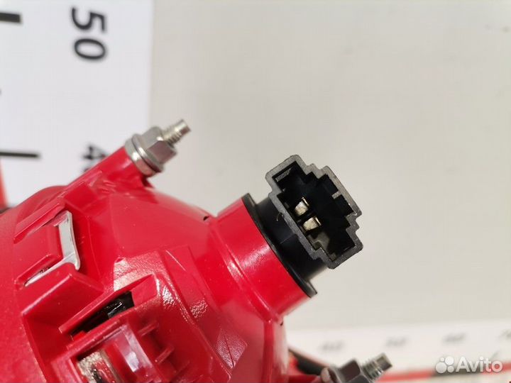 Фонарь крышки багажника правый Volkswagen Passat