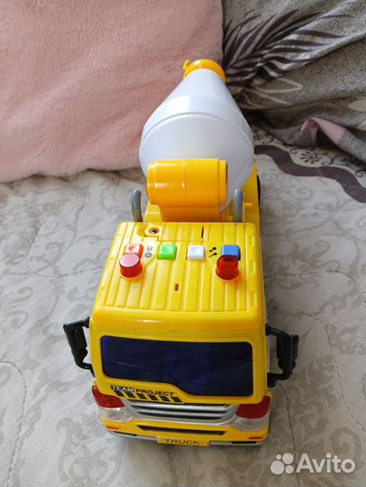 Детские игрушки