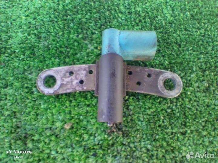 Датчик положения коленвала Renault